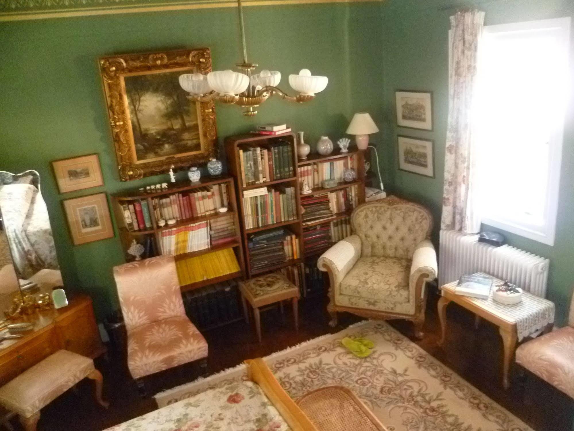 Museum Hotel George Molfetas アルゴストリオン エクステリア 写真